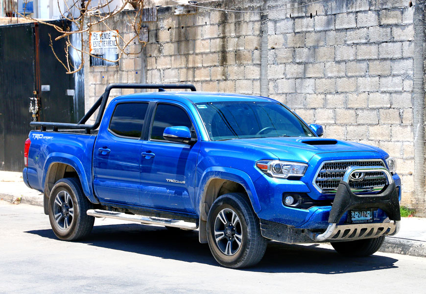 Toyota Tacoma